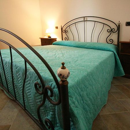 Timeless Villa In Cagli With Garden And Swimming Pool Exterior foto