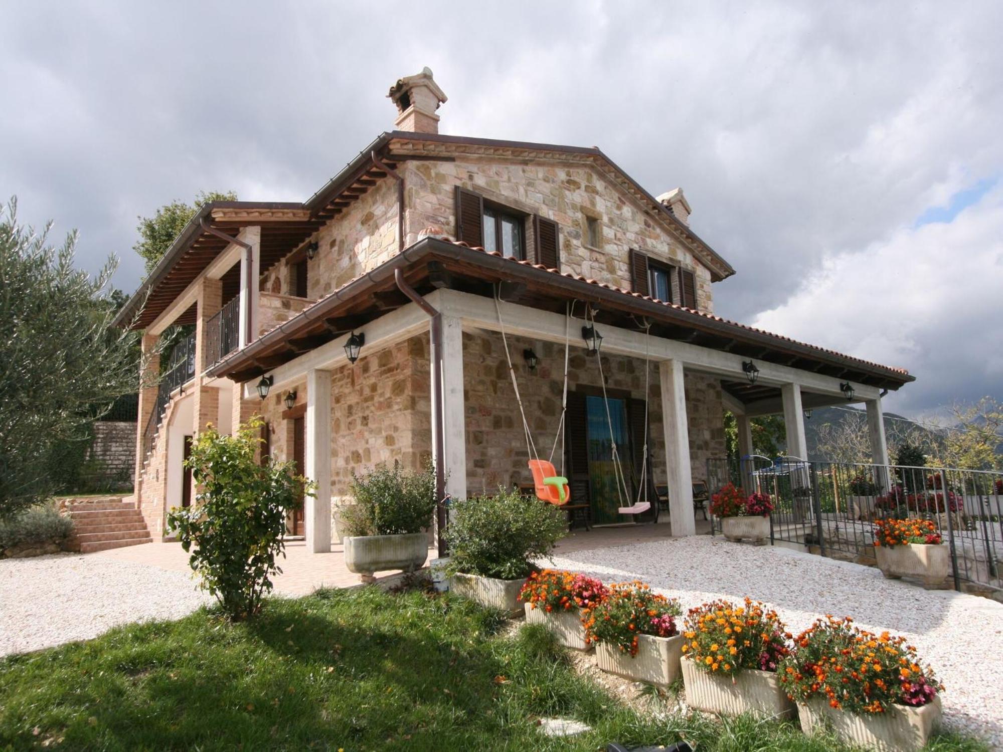 Timeless Villa In Cagli With Garden And Swimming Pool Exterior foto