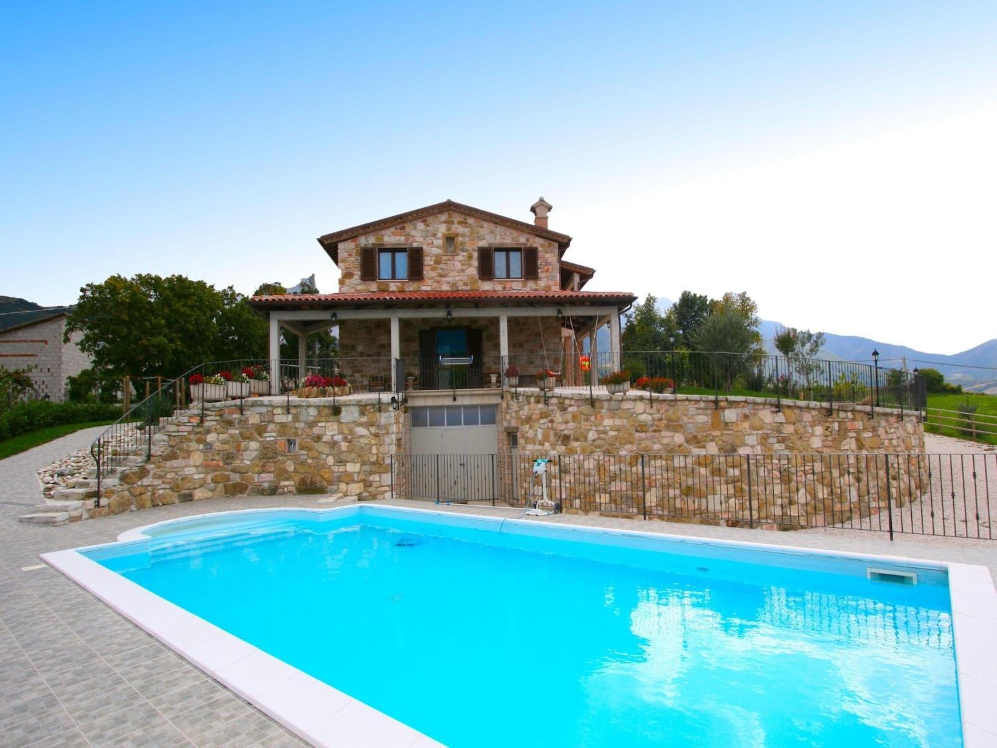 Timeless Villa In Cagli With Garden And Swimming Pool Exterior foto